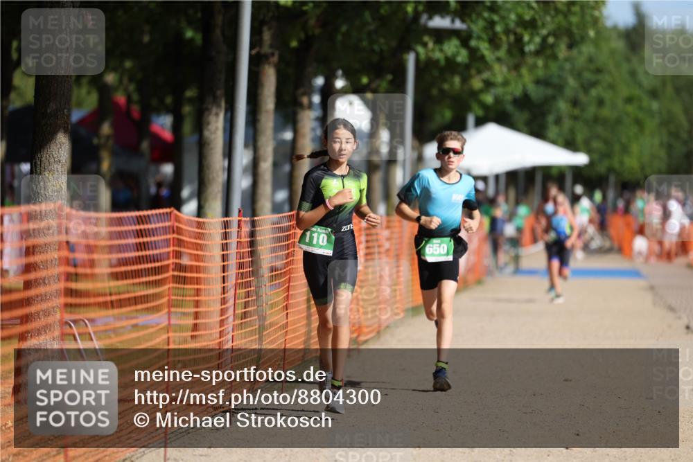 07.09.2025 - 19. Norderstedt Triathlon Michael Strokosch http://msf.ph/oto/8804300 07.09.2025 11:04:31 Laufen 110, 650 meine-sportfotos.de