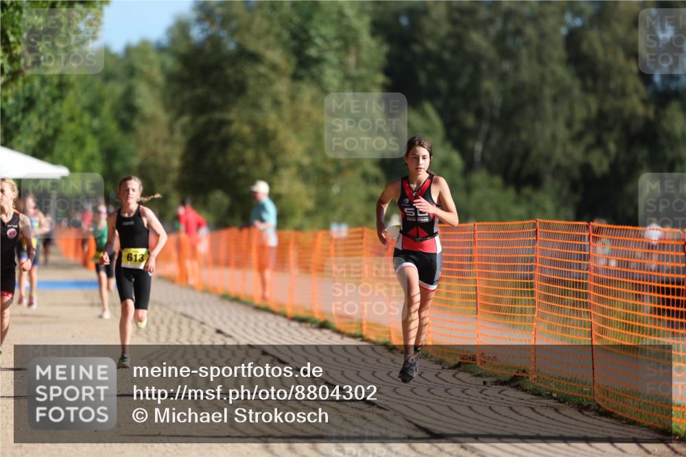 07.09.2025 - 19. Norderstedt Triathlon Michael Strokosch http://msf.ph/oto/8804302 07.09.2025 09:43:57 Laufen 563, 586, 613 meine-sportfotos.de