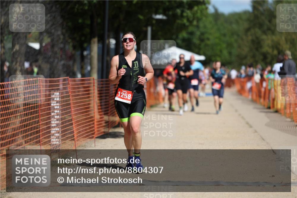 07.09.2025 - 19. Norderstedt Triathlon Michael Strokosch http://msf.ph/oto/8804307 07.09.2025 12:36:04 Laufen 207, 282, 1258, 1307 meine-sportfotos.de