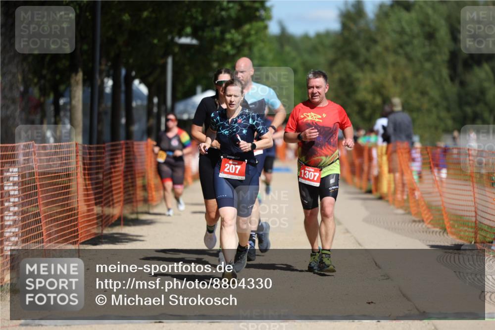 07.09.2025 - 19. Norderstedt Triathlon Michael Strokosch http://msf.ph/oto/8804330 07.09.2025 12:36:10 Laufen 190, 207, 282, 860, 1267, 1307, 1319 meine-sportfotos.de