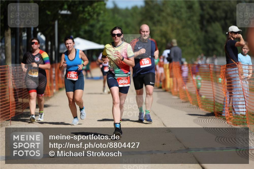 07.09.2025 - 19. Norderstedt Triathlon Michael Strokosch http://msf.ph/oto/8804427 07.09.2025 12:36:15 Laufen 190, 207, 282, 860, 1161, 1267, 1307, 1319 meine-sportfotos.de