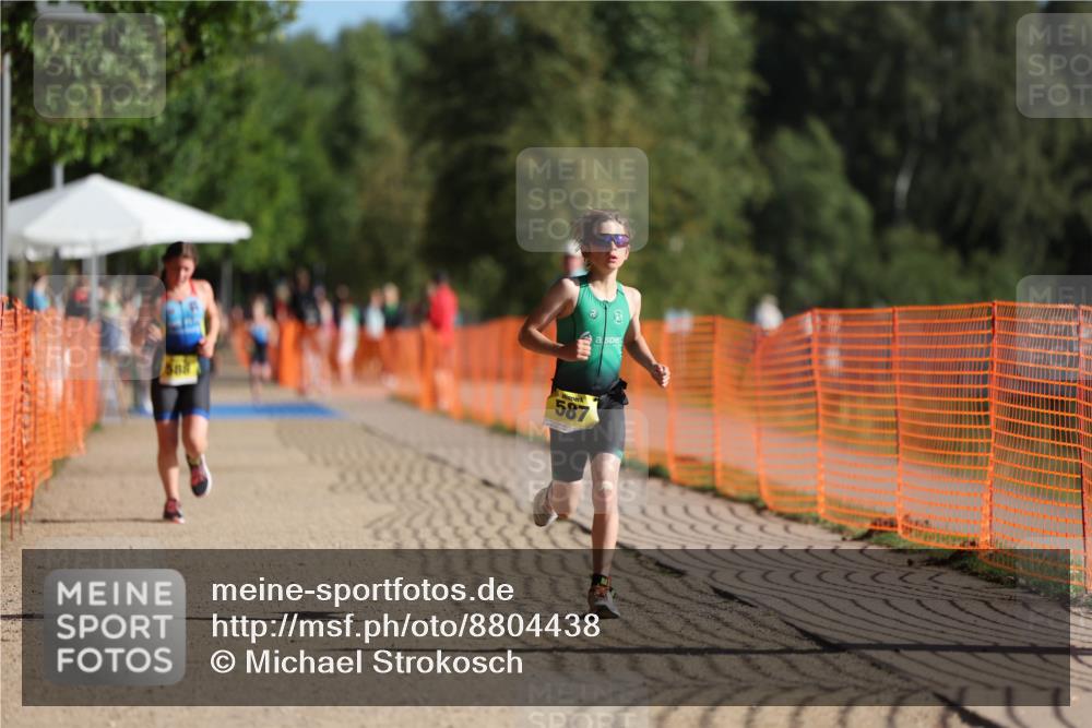 07.09.2025 - 19. Norderstedt Triathlon Michael Strokosch http://msf.ph/oto/8804438 07.09.2025 09:44:05 Laufen 563, 586, 587, 613 meine-sportfotos.de