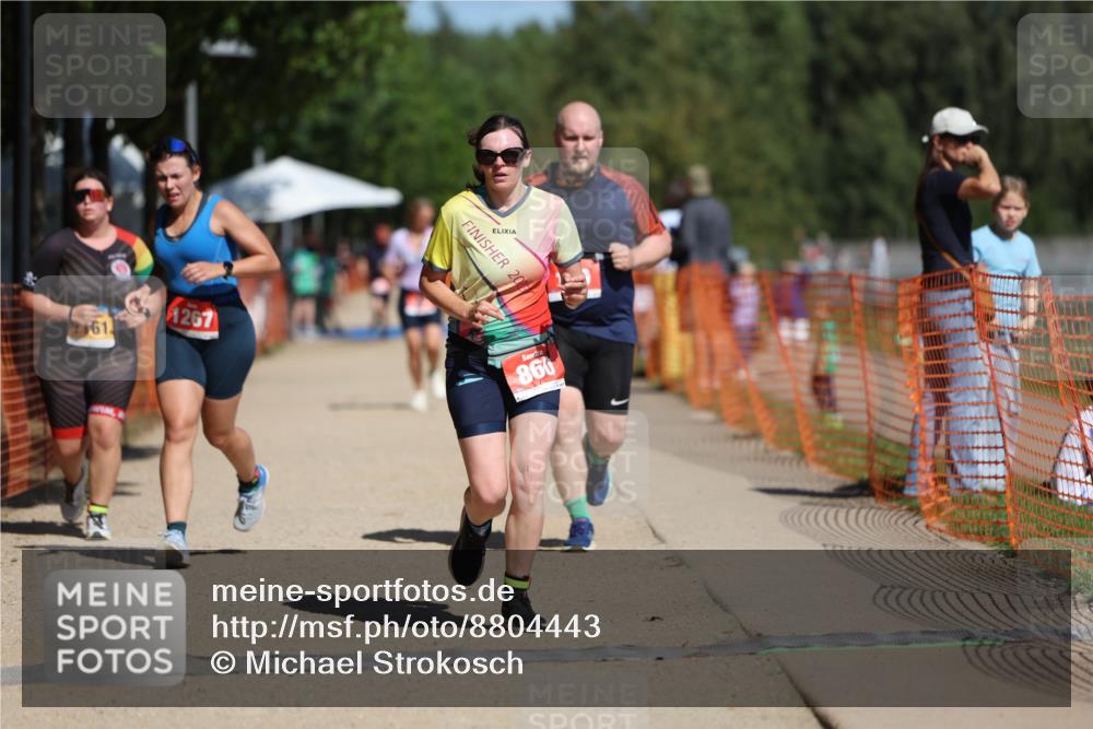 07.09.2025 - 19. Norderstedt Triathlon Michael Strokosch http://msf.ph/oto/8804443 07.09.2025 12:36:16 Laufen 190, 207, 282, 860, 1161, 1267, 1307, 1319 meine-sportfotos.de