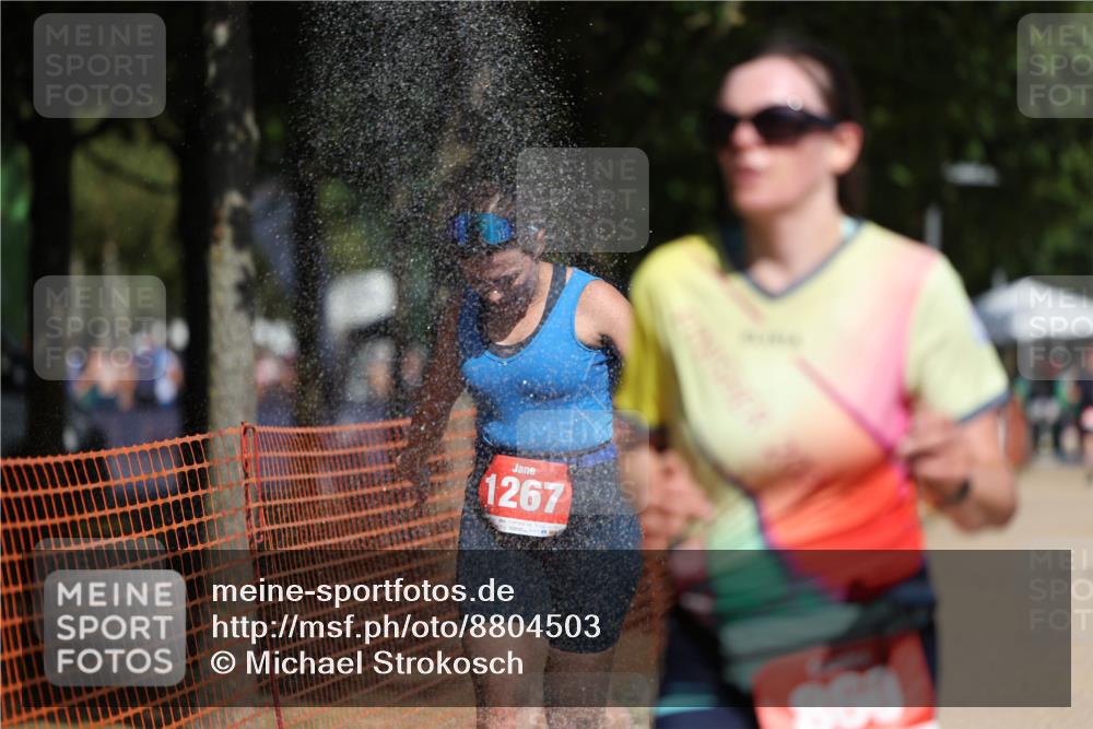 07.09.2025 - 19. Norderstedt Triathlon Michael Strokosch http://msf.ph/oto/8804503 07.09.2025 12:36:19 Laufen 190, 293, 860, 1161, 1267 meine-sportfotos.de