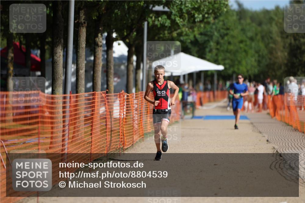 07.09.2025 - 19. Norderstedt Triathlon Michael Strokosch http://msf.ph/oto/8804539 07.09.2025 11:05:11 Laufen 107 meine-sportfotos.de