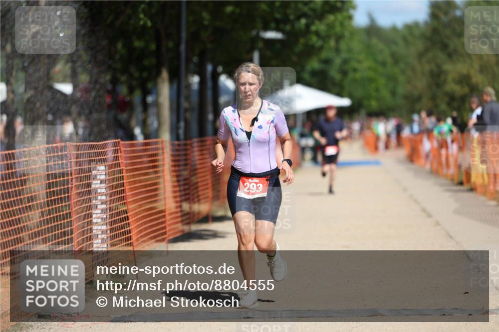 07.09.2025 - 19. Norderstedt Triathlon Michael Strokosch http://msf.ph/oto/8804555 07.09.2025 12:36:24 Laufen 227, 293, 1161 meine-sportfotos.de