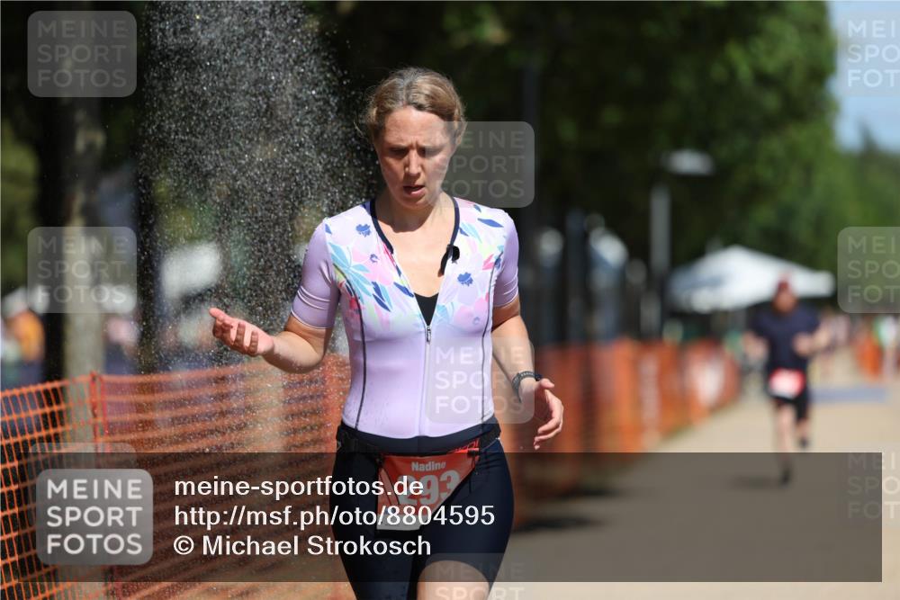 07.09.2025 - 19. Norderstedt Triathlon Michael Strokosch http://msf.ph/oto/8804595 07.09.2025 12:36:26 Laufen 227, 293 meine-sportfotos.de