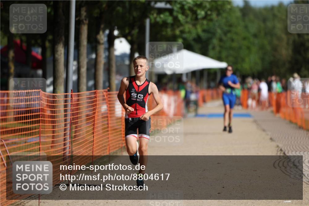 07.09.2025 - 19. Norderstedt Triathlon Michael Strokosch http://msf.ph/oto/8804617 07.09.2025 11:05:14 Laufen 107 meine-sportfotos.de