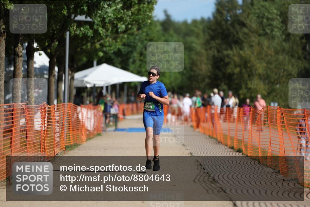 07.09.2025 - 19. Norderstedt Triathlon Michael Strokosch http://msf.ph/oto/8804643 07.09.2025 11:05:19 Laufen 107, 665 meine-sportfotos.de
