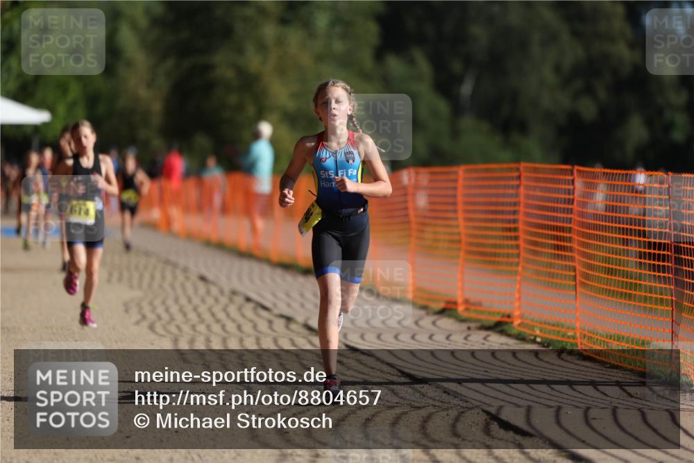 07.09.2025 - 19. Norderstedt Triathlon Michael Strokosch http://msf.ph/oto/8804657 07.09.2025 09:44:24 Laufen 566, 614 meine-sportfotos.de