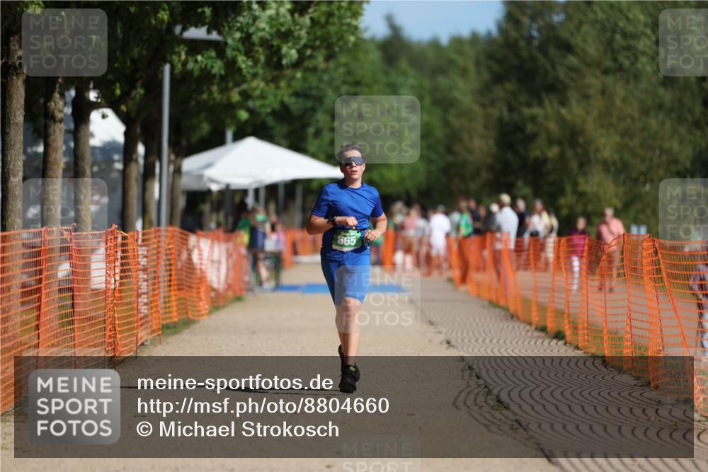 07.09.2025 - 19. Norderstedt Triathlon Michael Strokosch http://msf.ph/oto/8804660 07.09.2025 11:05:19 Laufen 107, 665 meine-sportfotos.de