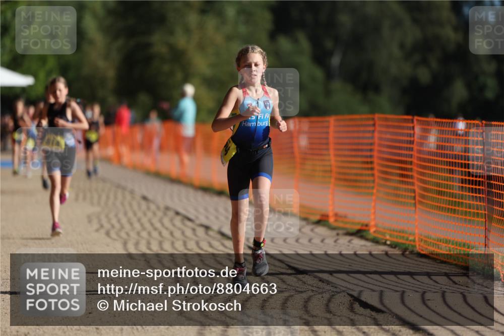 07.09.2025 - 19. Norderstedt Triathlon Michael Strokosch http://msf.ph/oto/8804663 07.09.2025 09:44:24 Laufen 566, 614 meine-sportfotos.de