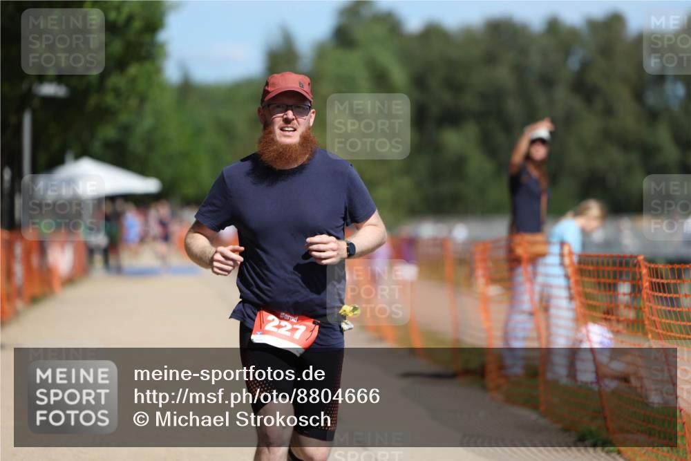 07.09.2025 - 19. Norderstedt Triathlon Michael Strokosch http://msf.ph/oto/8804666 07.09.2025 12:36:31 Laufen 227 meine-sportfotos.de