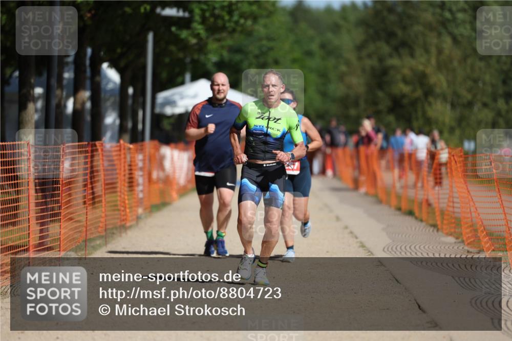 07.09.2025 - 19. Norderstedt Triathlon Michael Strokosch http://msf.ph/oto/8804723 07.09.2025 12:06:48 Laufen 190, 771, 1267 meine-sportfotos.de