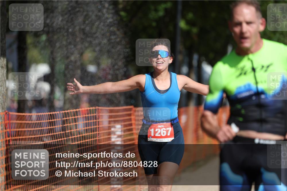 07.09.2025 - 19. Norderstedt Triathlon Michael Strokosch http://msf.ph/oto/8804828 07.09.2025 12:06:53 Laufen 190, 771, 1267 meine-sportfotos.de