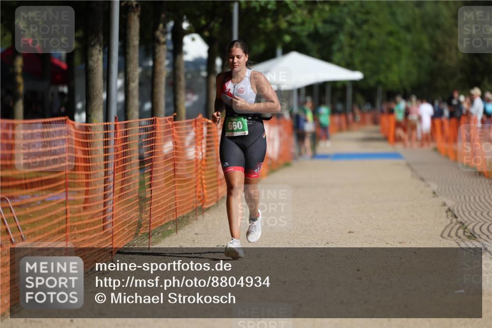 07.09.2025 - 19. Norderstedt Triathlon Michael Strokosch http://msf.ph/oto/8804934 07.09.2025 11:07:11 Laufen 660 meine-sportfotos.de