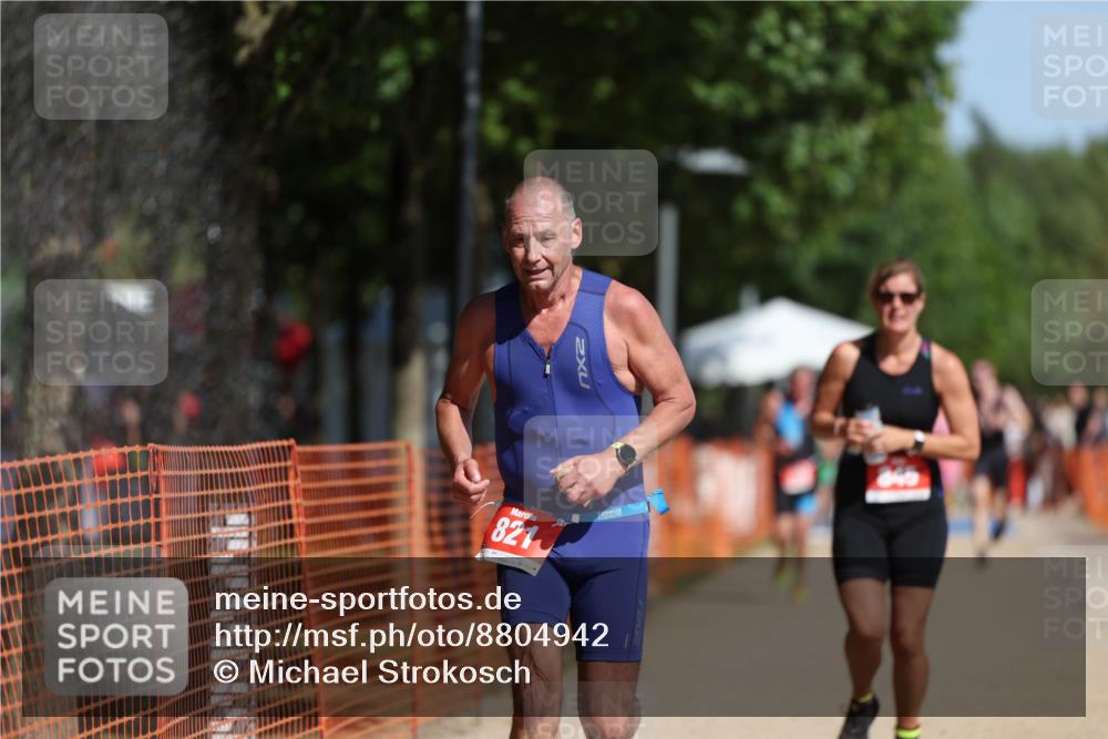 07.09.2025 - 19. Norderstedt Triathlon Michael Strokosch http://msf.ph/oto/8804942 07.09.2025 12:07:13 Laufen 821, 845 meine-sportfotos.de