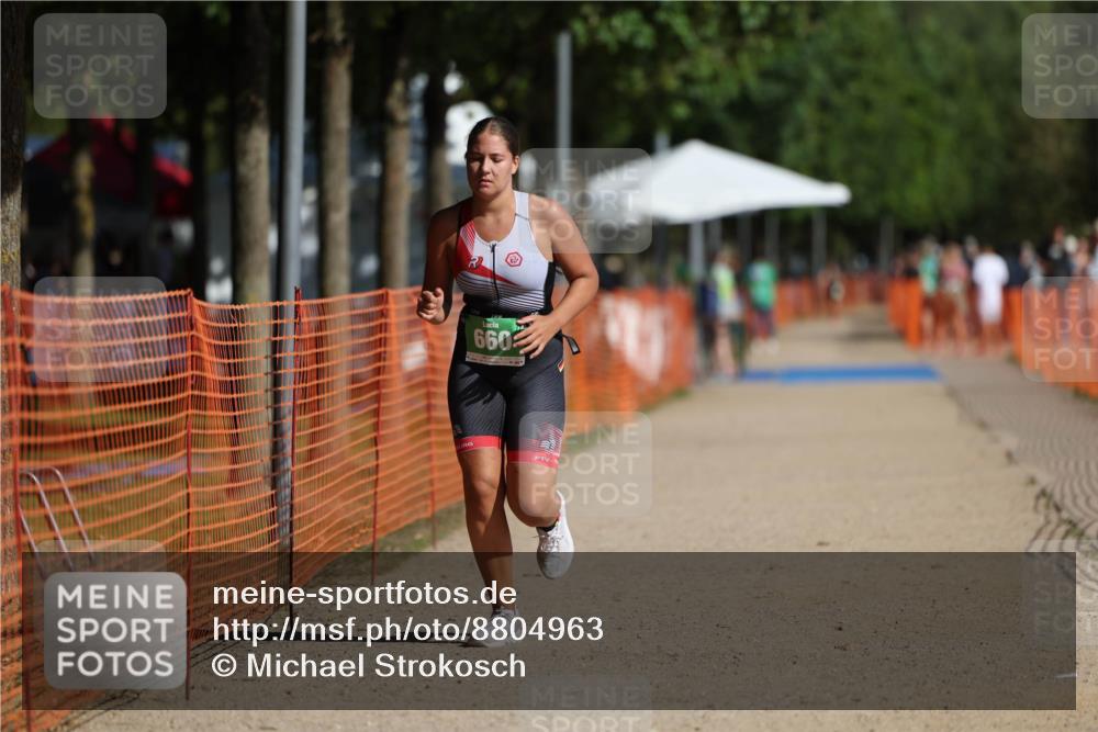 07.09.2025 - 19. Norderstedt Triathlon Michael Strokosch http://msf.ph/oto/8804963 07.09.2025 11:07:12 Laufen 660 meine-sportfotos.de