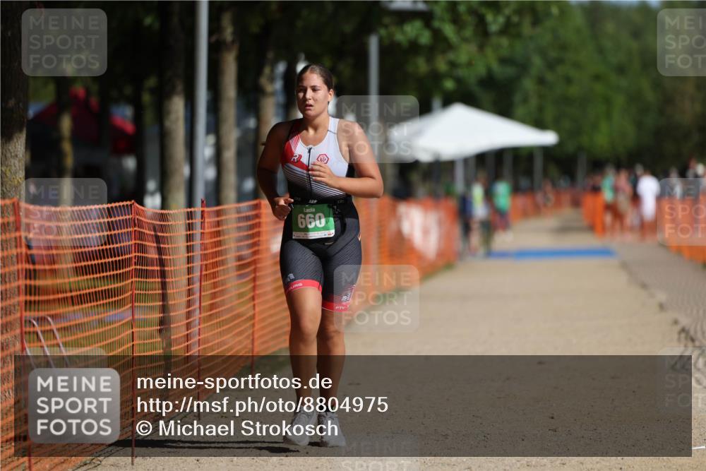 07.09.2025 - 19. Norderstedt Triathlon Michael Strokosch http://msf.ph/oto/8804975 07.09.2025 11:07:12 Laufen 660 meine-sportfotos.de