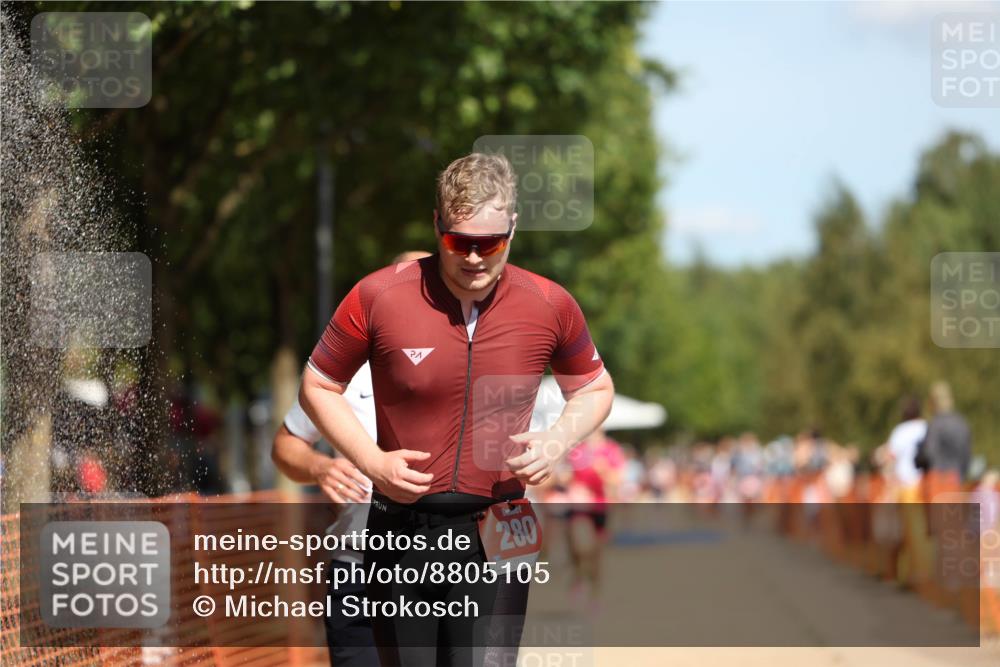 07.09.2025 - 19. Norderstedt Triathlon Michael Strokosch http://msf.ph/oto/8805105 07.09.2025 12:37:14 Laufen 280, 719, 738, 861, 1339 meine-sportfotos.de