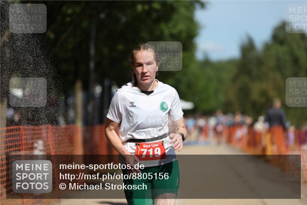 07.09.2025 - 19. Norderstedt Triathlon Michael Strokosch http://msf.ph/oto/8805156 07.09.2025 12:37:19 Laufen 719, 861, 1339, 1367 meine-sportfotos.de