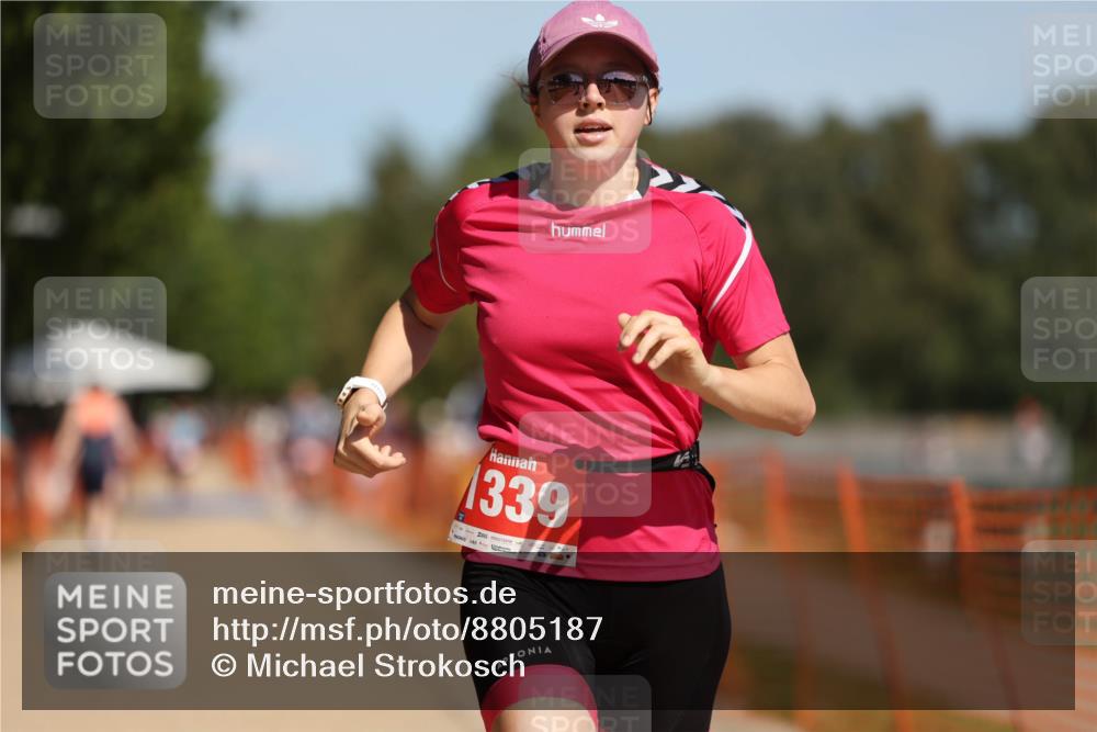 07.09.2025 - 19. Norderstedt Triathlon Michael Strokosch http://msf.ph/oto/8805187 07.09.2025 12:37:22 Laufen 719, 1339, 1367 meine-sportfotos.de