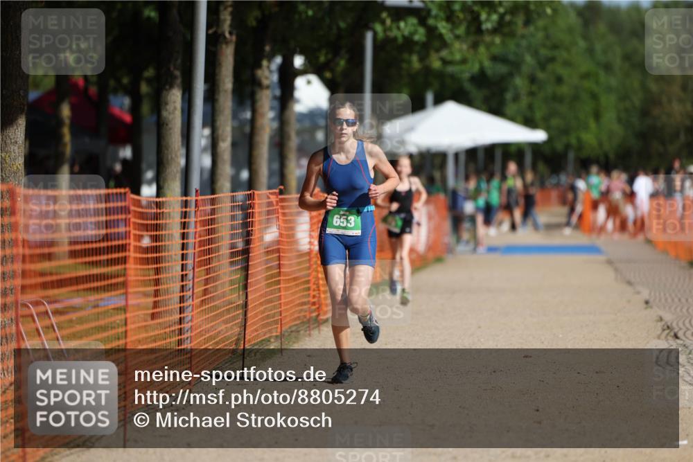 07.09.2025 - 19. Norderstedt Triathlon Michael Strokosch http://msf.ph/oto/8805274 07.09.2025 11:08:27 Laufen 653 meine-sportfotos.de
