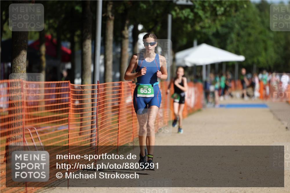 07.09.2025 - 19. Norderstedt Triathlon Michael Strokosch http://msf.ph/oto/8805291 07.09.2025 11:08:28 Laufen 653 meine-sportfotos.de