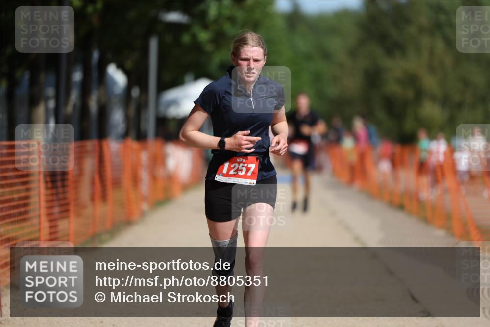 07.09.2025 - 19. Norderstedt Triathlon Michael Strokosch http://msf.ph/oto/8805351 07.09.2025 12:07:53 Laufen 1223, 1257 meine-sportfotos.de