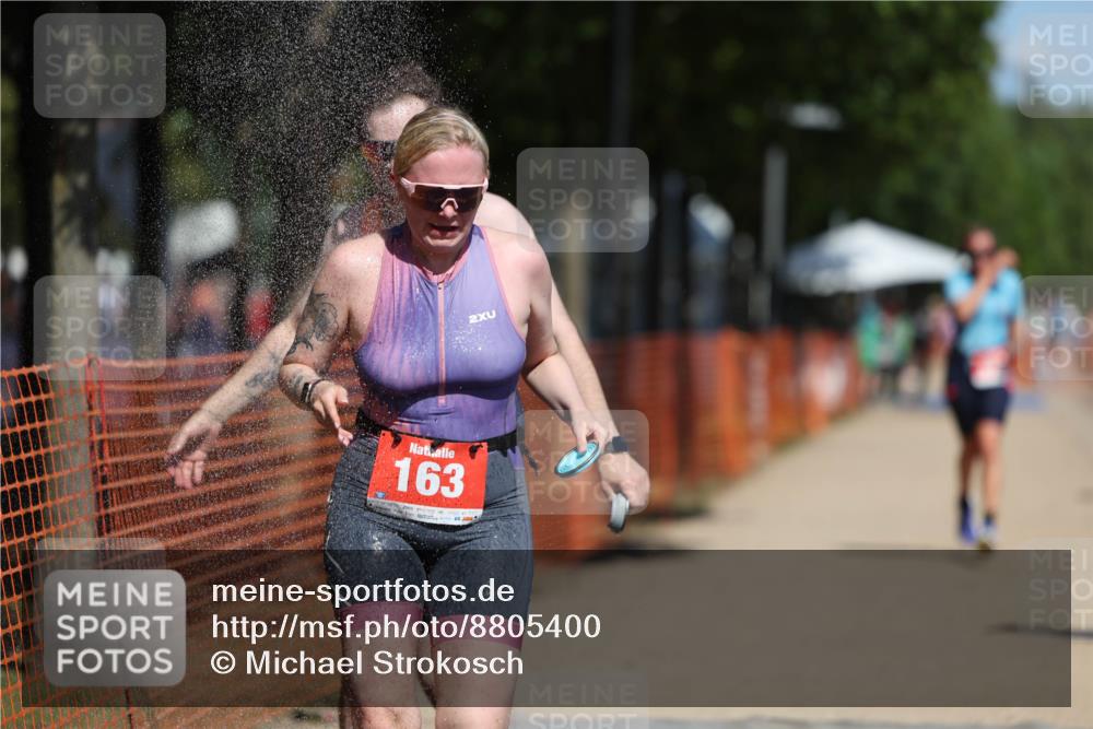 07.09.2025 - 19. Norderstedt Triathlon Michael Strokosch http://msf.ph/oto/8805400 07.09.2025 12:37:38 Laufen 162, 163, 192, 699, 761 meine-sportfotos.de