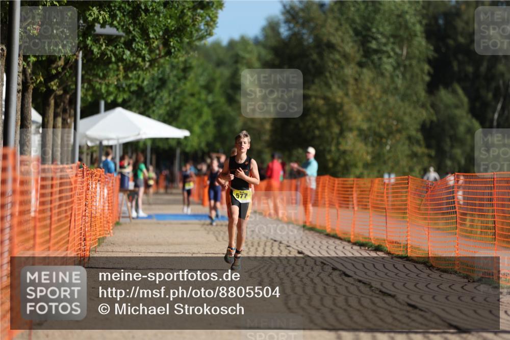 07.09.2025 - 19. Norderstedt Triathlon Michael Strokosch http://msf.ph/oto/8805504 07.09.2025 09:45:39 Laufen 577 meine-sportfotos.de