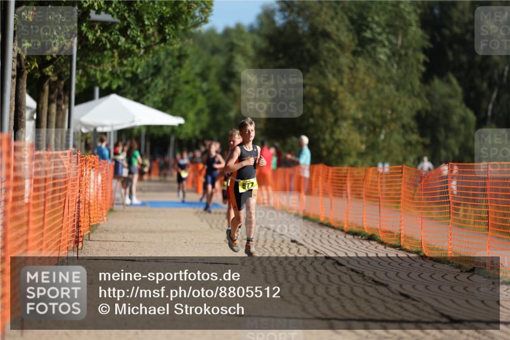 07.09.2025 - 19. Norderstedt Triathlon Michael Strokosch http://msf.ph/oto/8805512 07.09.2025 09:45:39 Laufen 577 meine-sportfotos.de