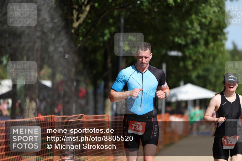 07.09.2025 - 19. Norderstedt Triathlon Michael Strokosch http://msf.ph/oto/8805520 07.09.2025 12:08:03 Laufen 734, 1223, 1288 meine-sportfotos.de