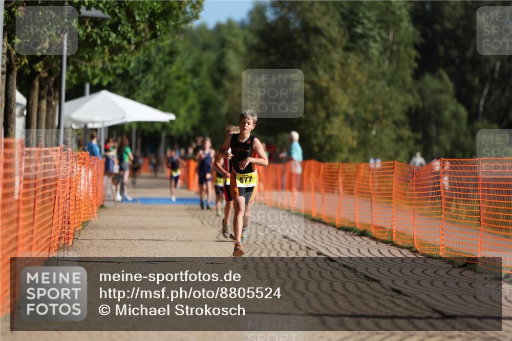 07.09.2025 - 19. Norderstedt Triathlon Michael Strokosch http://msf.ph/oto/8805524 07.09.2025 09:45:40 Laufen 577 meine-sportfotos.de