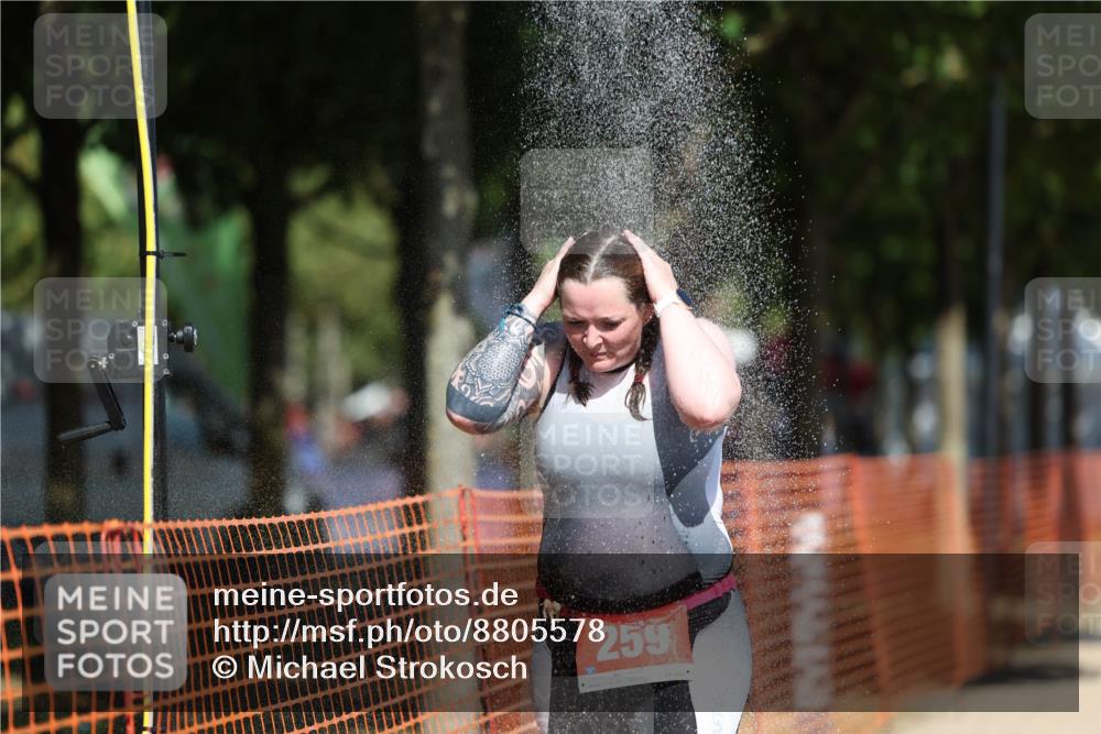 07.09.2025 - 19. Norderstedt Triathlon Michael Strokosch http://msf.ph/oto/8805578 07.09.2025 12:37:50 Laufen 259 meine-sportfotos.de