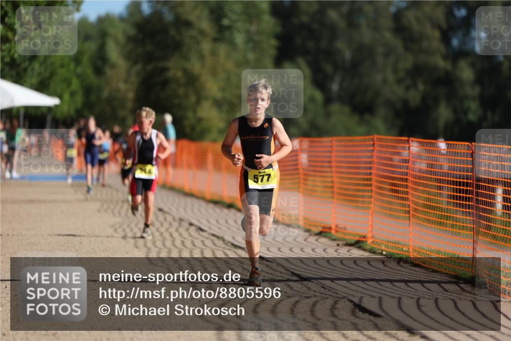 07.09.2025 - 19. Norderstedt Triathlon Michael Strokosch http://msf.ph/oto/8805596 07.09.2025 09:45:43 Laufen 574, 577 meine-sportfotos.de