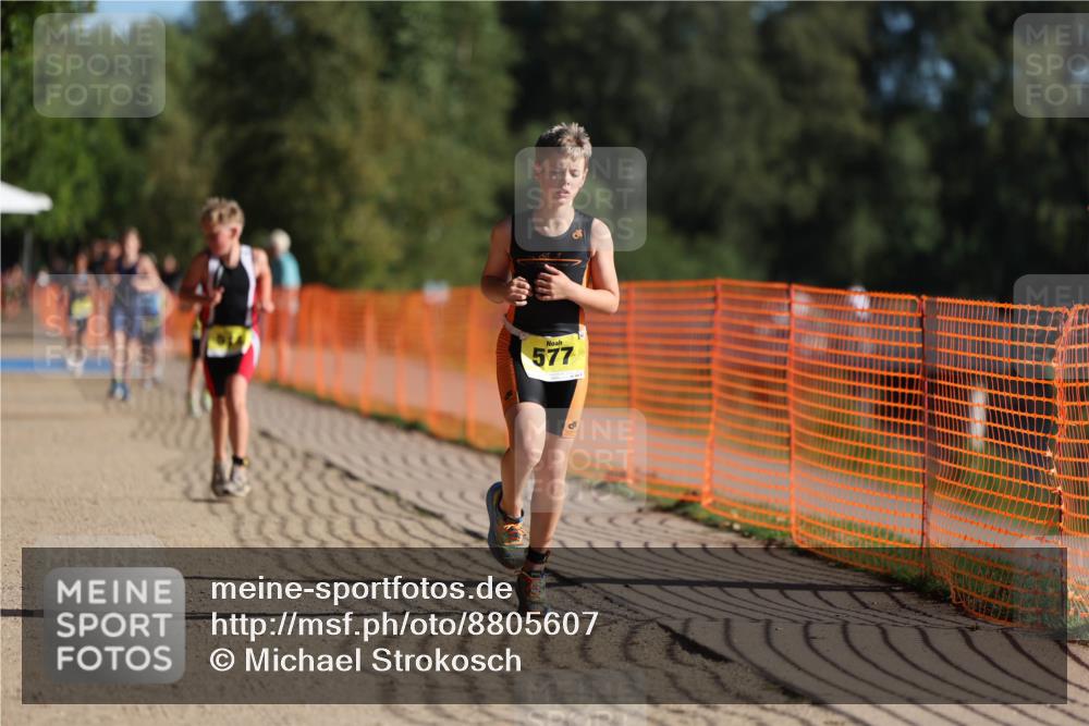 07.09.2025 - 19. Norderstedt Triathlon Michael Strokosch http://msf.ph/oto/8805607 07.09.2025 09:45:43 Laufen 574, 577 meine-sportfotos.de