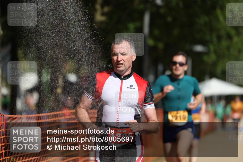 07.09.2025 - 19. Norderstedt Triathlon Michael Strokosch http://msf.ph/oto/8805697 07.09.2025 12:08:20 Laufen 1167, 1210, 1236 meine-sportfotos.de