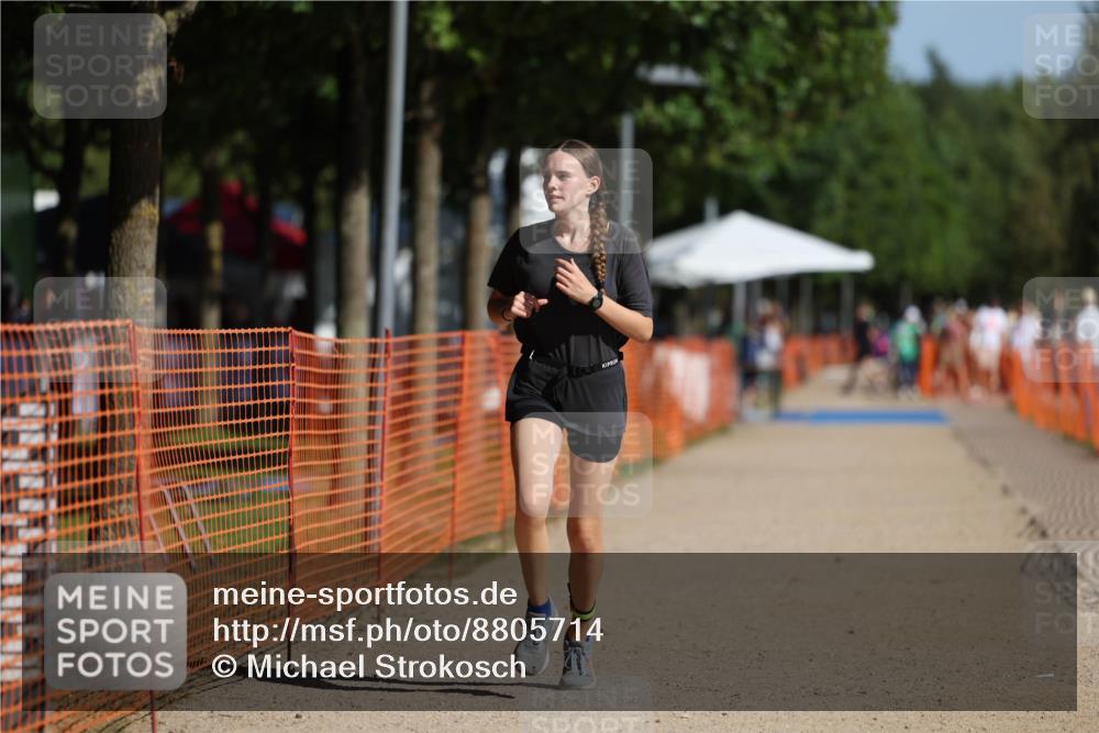 07.09.2025 - 19. Norderstedt Triathlon Michael Strokosch http://msf.ph/oto/8805714 07.09.2025 11:11:37 Laufen 666 meine-sportfotos.de