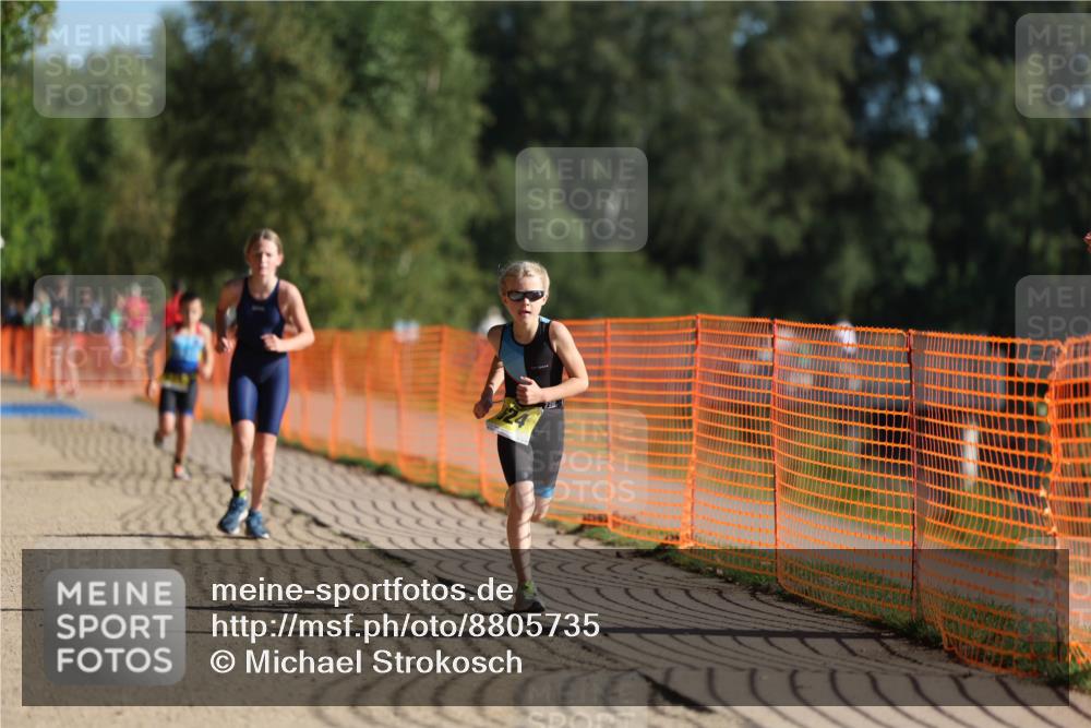 07.09.2025 - 19. Norderstedt Triathlon Michael Strokosch http://msf.ph/oto/8805735 07.09.2025 09:45:50 Laufen 574, 577, 619, 624 meine-sportfotos.de