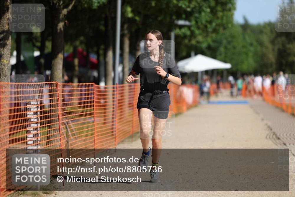 07.09.2025 - 19. Norderstedt Triathlon Michael Strokosch http://msf.ph/oto/8805736 07.09.2025 11:11:38 Laufen 666 meine-sportfotos.de