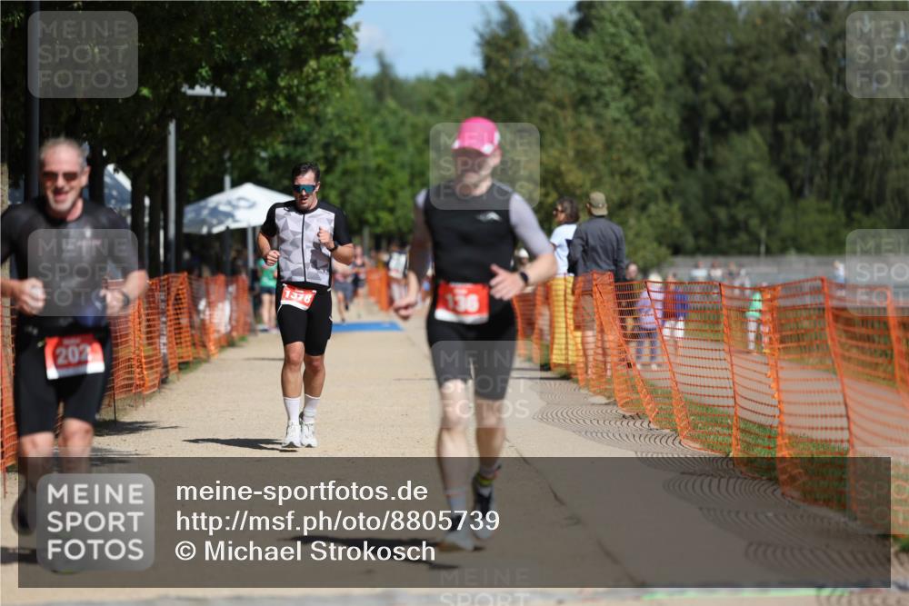 07.09.2025 - 19. Norderstedt Triathlon Michael Strokosch http://msf.ph/oto/8805739 07.09.2025 12:38:08 Laufen 136, 202, 1378 meine-sportfotos.de