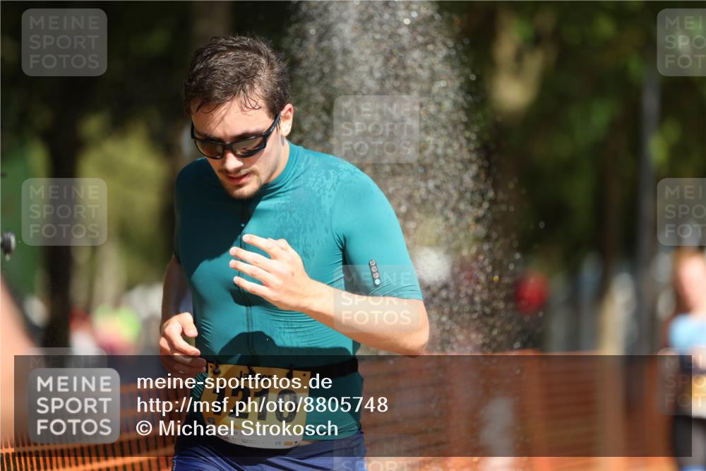 07.09.2025 - 19. Norderstedt Triathlon Michael Strokosch http://msf.ph/oto/8805748 07.09.2025 12:08:22 Laufen 149, 1167, 1210, 1236 meine-sportfotos.de