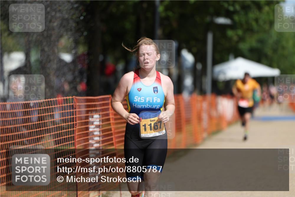 07.09.2025 - 19. Norderstedt Triathlon Michael Strokosch http://msf.ph/oto/8805787 07.09.2025 12:08:24 Laufen 149, 1167, 1210 meine-sportfotos.de