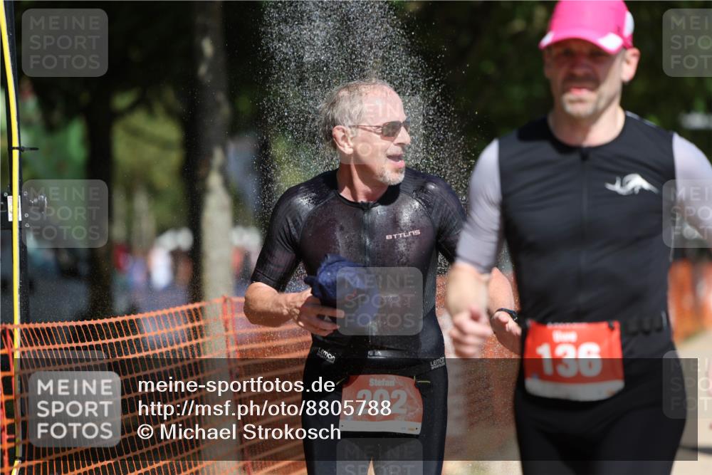 07.09.2025 - 19. Norderstedt Triathlon Michael Strokosch http://msf.ph/oto/8805788 07.09.2025 12:38:10 Laufen 136, 182, 202, 1378 meine-sportfotos.de