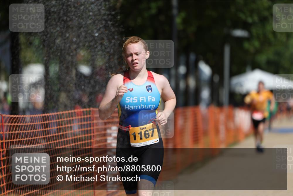 07.09.2025 - 19. Norderstedt Triathlon Michael Strokosch http://msf.ph/oto/8805800 07.09.2025 12:08:24 Laufen 149, 1167, 1210 meine-sportfotos.de