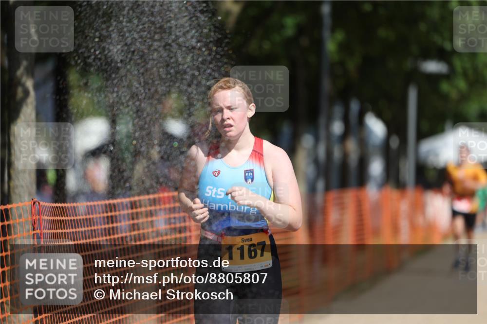 07.09.2025 - 19. Norderstedt Triathlon Michael Strokosch http://msf.ph/oto/8805807 07.09.2025 12:08:24 Laufen 149, 1167, 1210 meine-sportfotos.de
