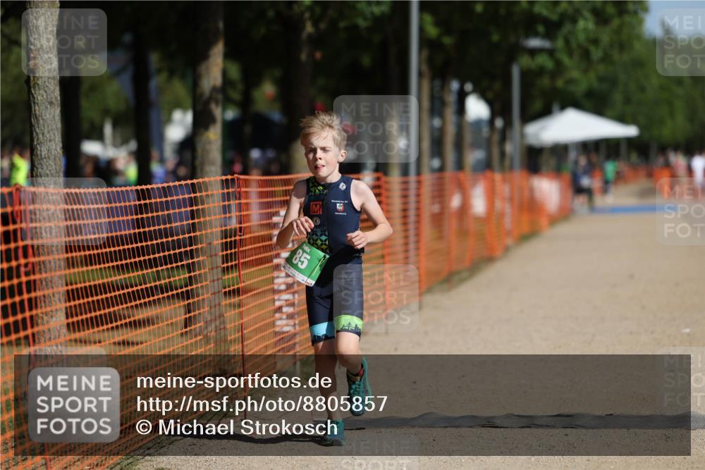 07.09.2025 - 19. Norderstedt Triathlon Michael Strokosch http://msf.ph/oto/8805857 07.09.2025 11:12:40 Laufen 85 meine-sportfotos.de