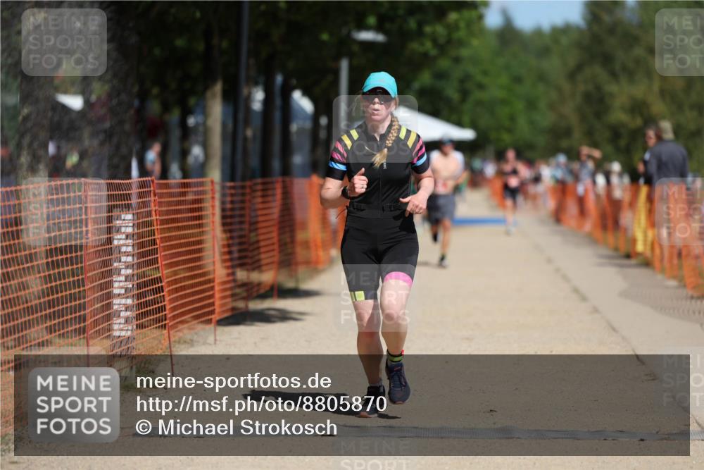 07.09.2025 - 19. Norderstedt Triathlon Michael Strokosch http://msf.ph/oto/8805870 07.09.2025 12:38:19 Laufen 182, 299, 715 meine-sportfotos.de