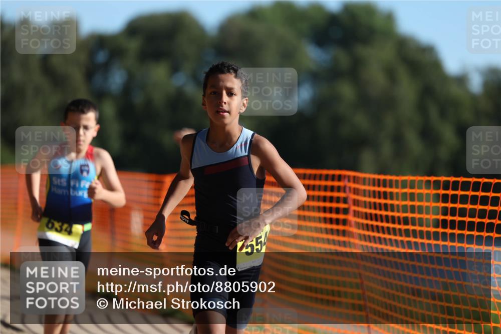 07.09.2025 - 19. Norderstedt Triathlon Michael Strokosch http://msf.ph/oto/8805902 07.09.2025 09:45:59 Laufen 554, 619, 634 meine-sportfotos.de